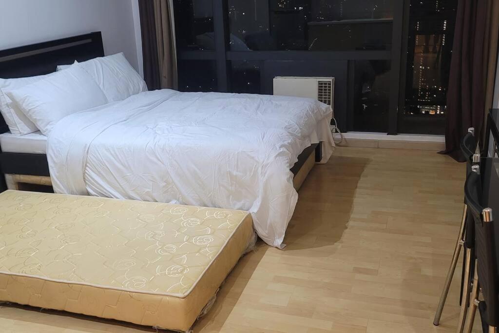 Gramercy / 55th F / Amazing View / Wi-fi / Peaceful Apartment