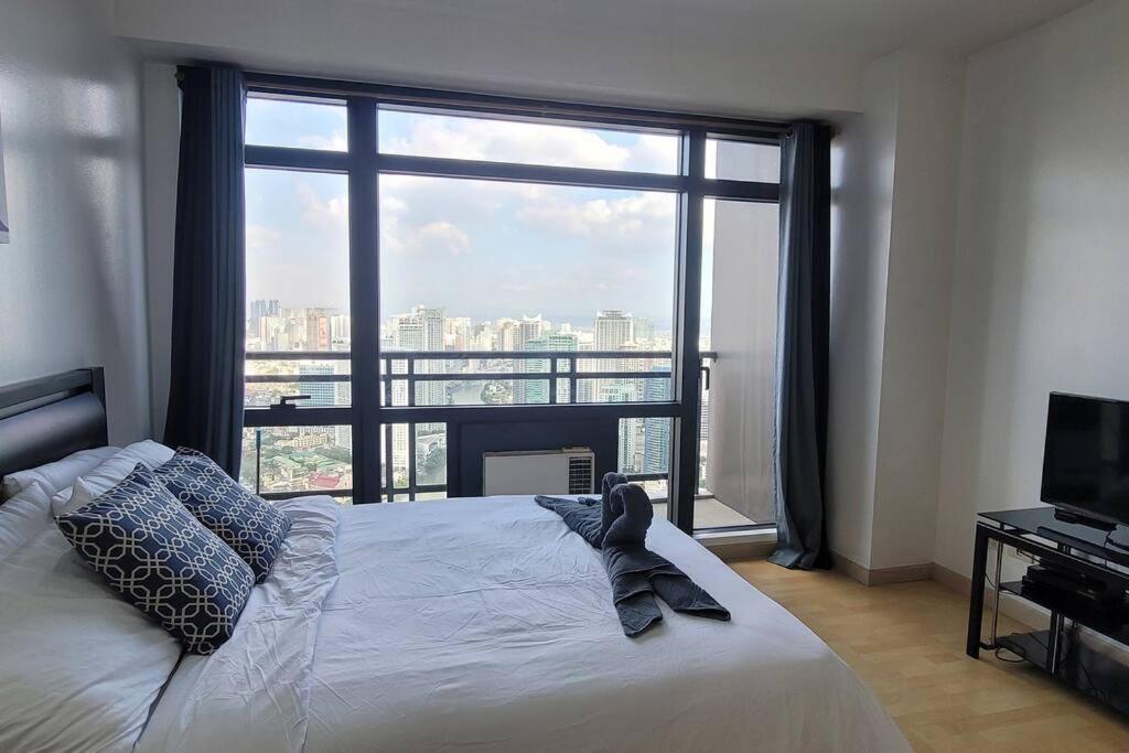 Gramercy / 55th F / Amazing View / Wi-fi / Peaceful *