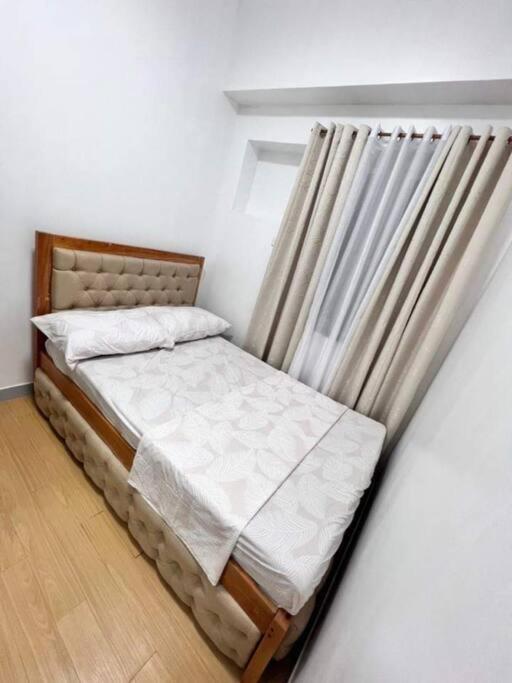 Apartment Happy Staycation Manila