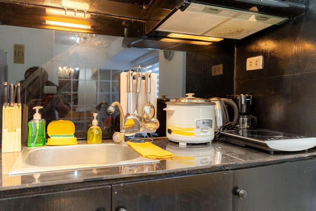 A2j Luxury 3br Bgc Loft Near Malls And Airport Apartment Manila