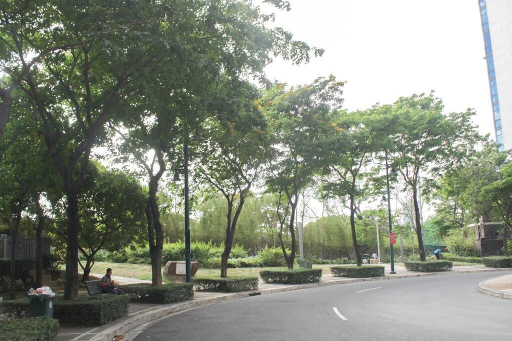 Apartment A2j Luxury 3br Bgc Loft Near Malls And Airport *