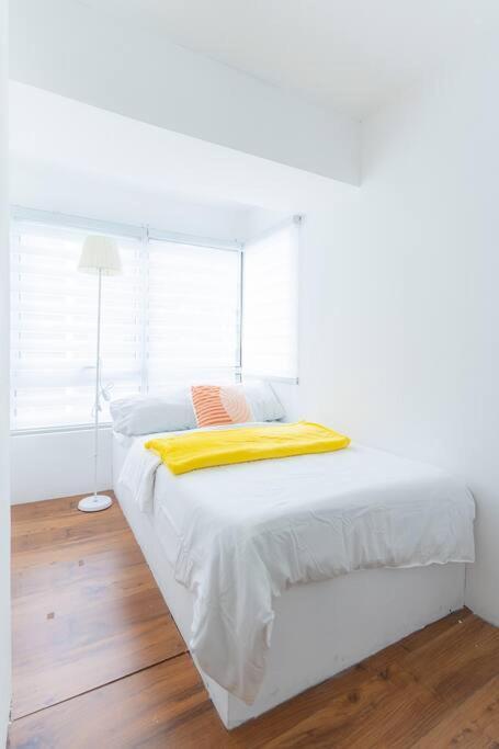 Apartment A2j Luxury 3br Bgc Loft Near Malls And Airport
