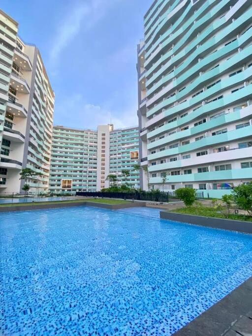 Staycation In Quezon Apartment Manila