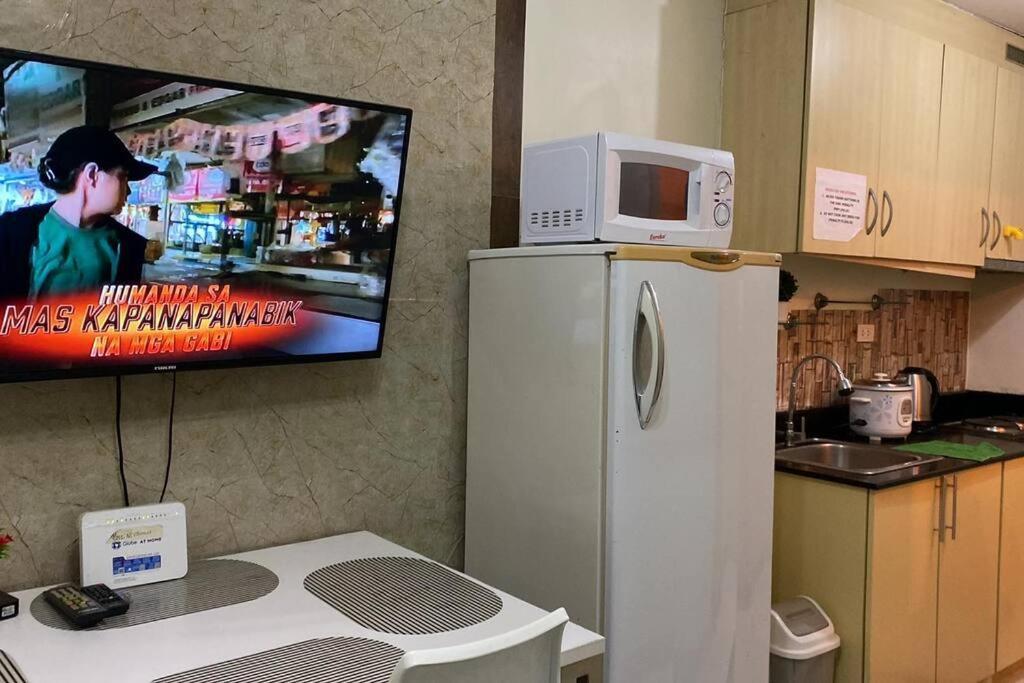 Chateau Elysee A21 Near Airport,bar,resto Apartment
