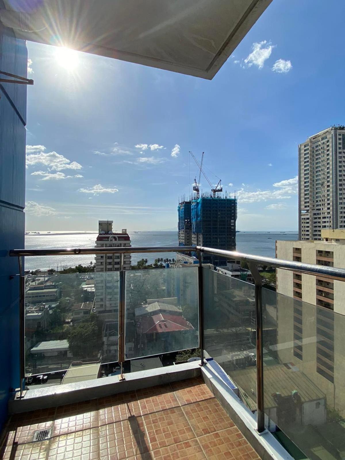 Apartment Malate Bayview Mansion 17a/b *