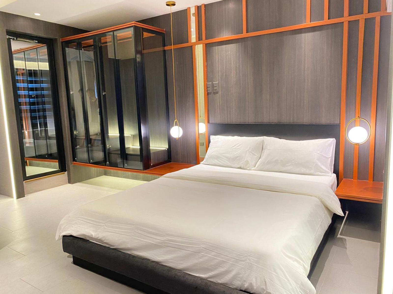 Malate Bayview Mansion 17a/b Apartment