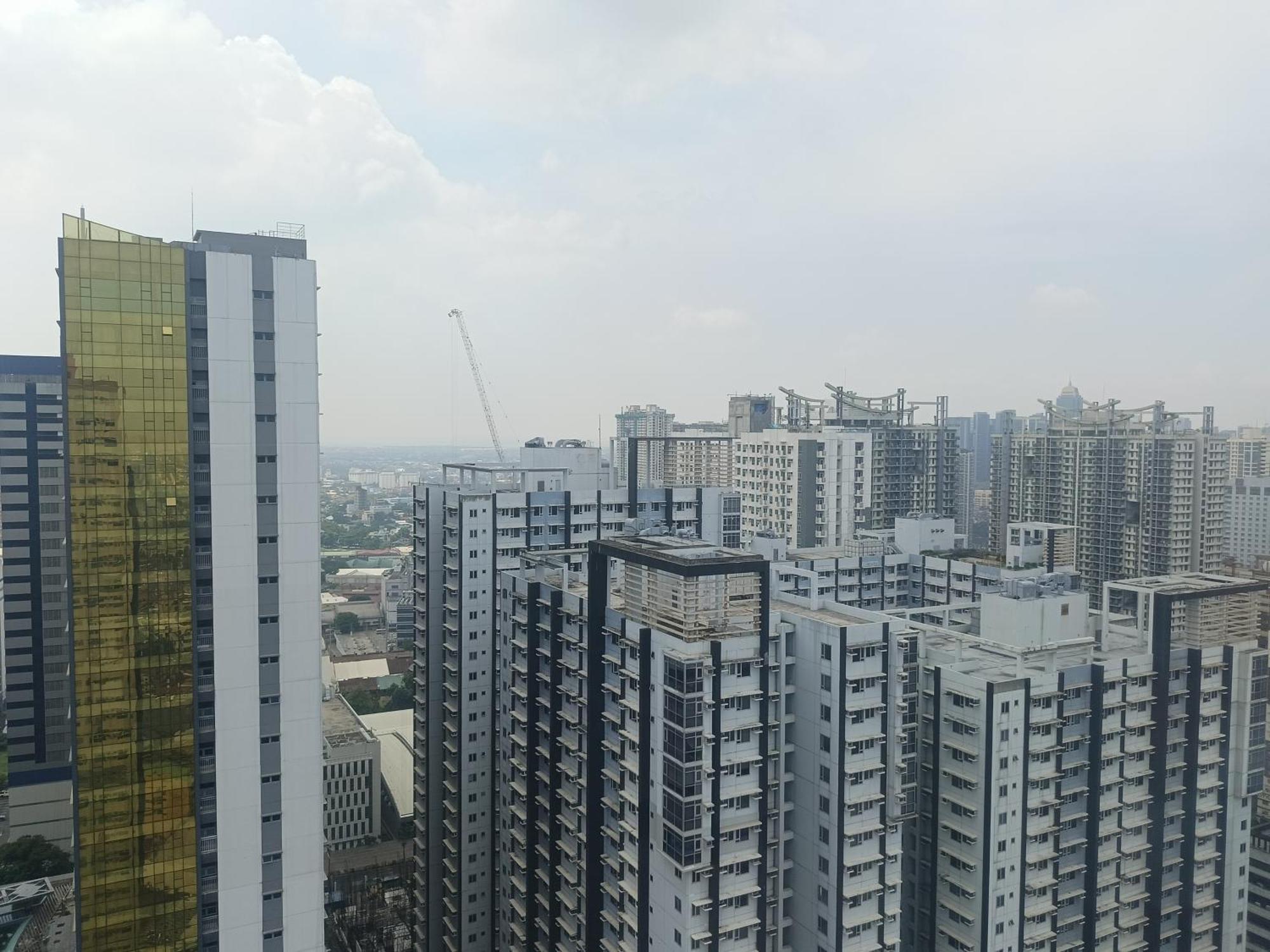Penthouse 2 At Urban Deca Edsa By Citystudio Manila