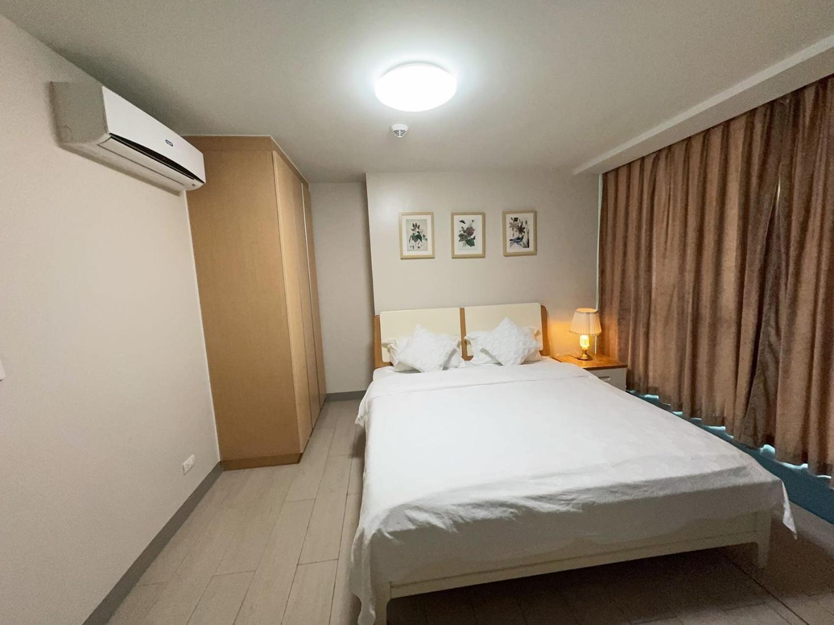 One Uptown Residences Apartment *