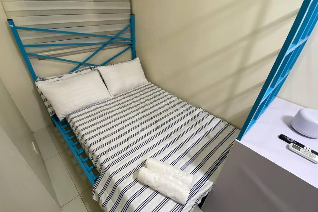Double Bed, Reliable Wi-fi W/ Back Up Internet *