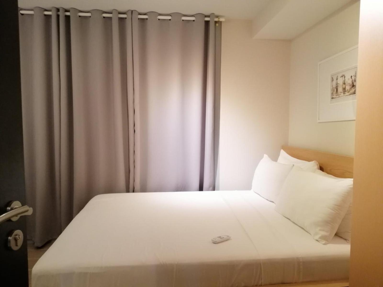 Uptown Parksuites Tower 2 Bgc By Ph Staycation Apartment