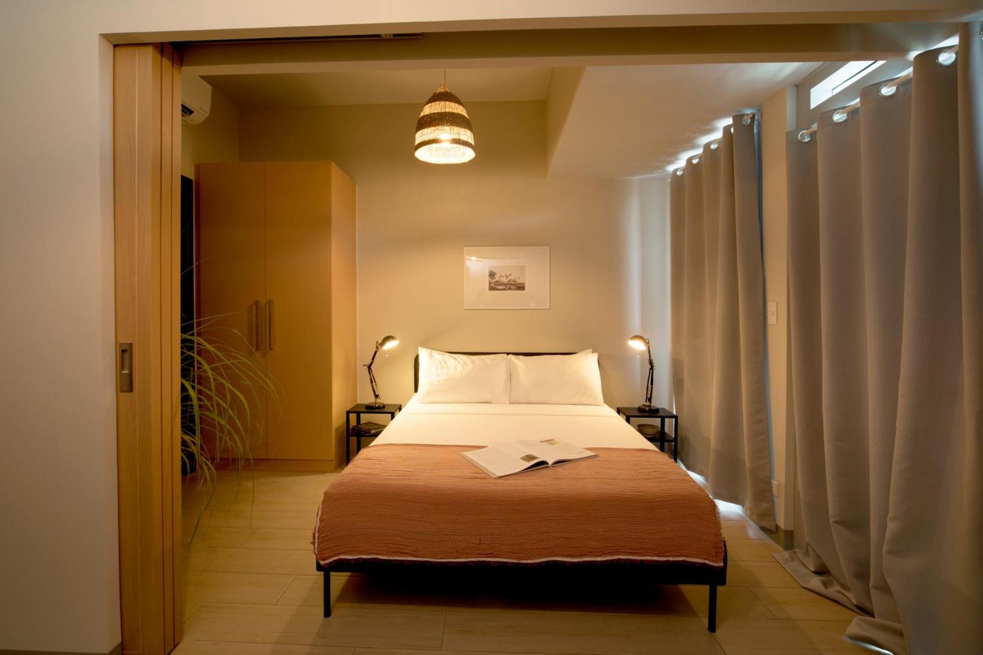 Apartment Uptown Parksuites Tower 2 Bgc By Ph Staycation Manila