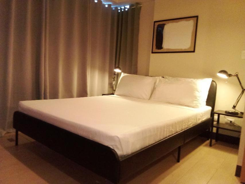 Uptown Parksuites Tower 1 Bgc By Ph Staycation
