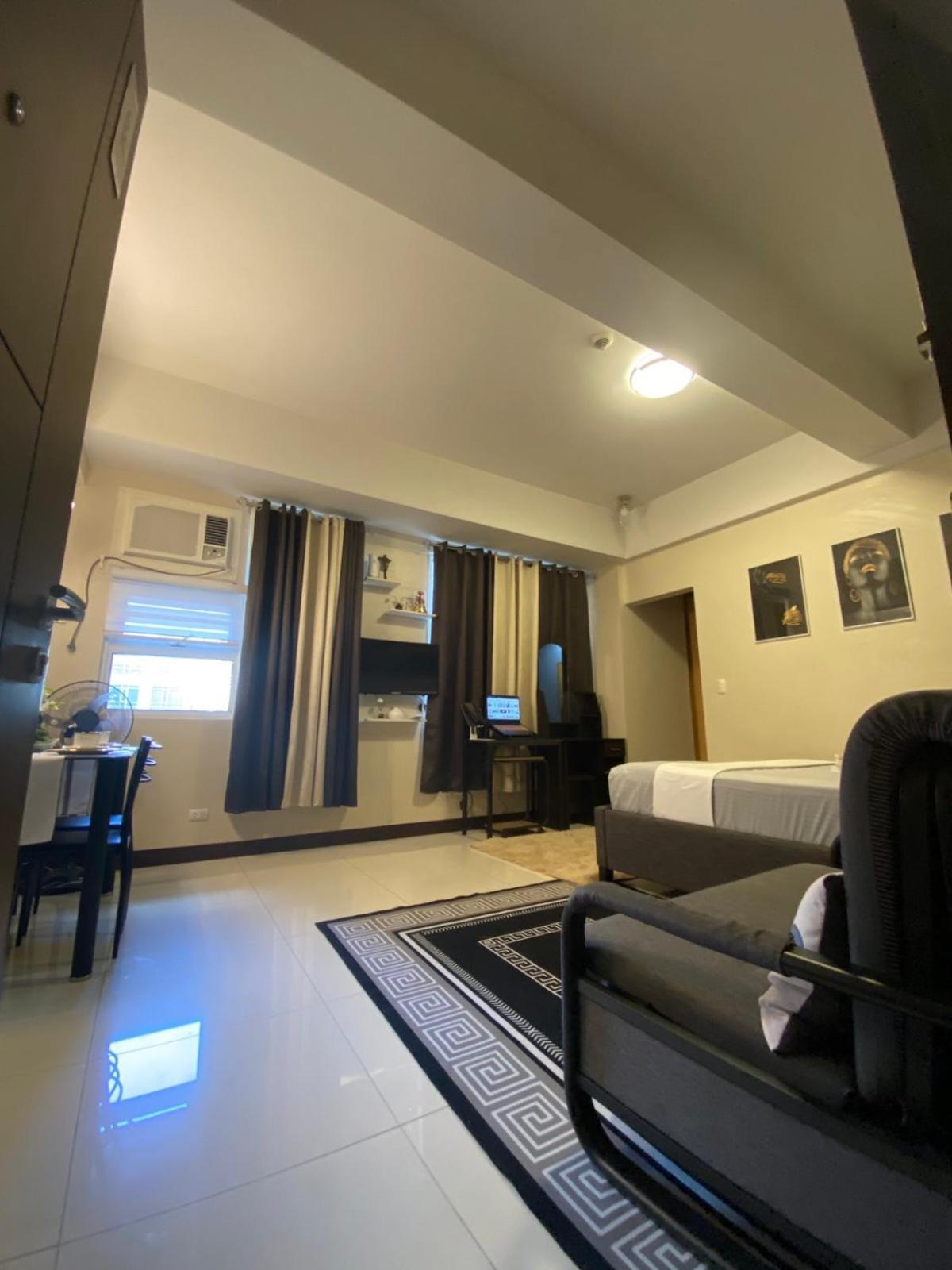 A&g Condotel At 101 Newport Across Naia T3