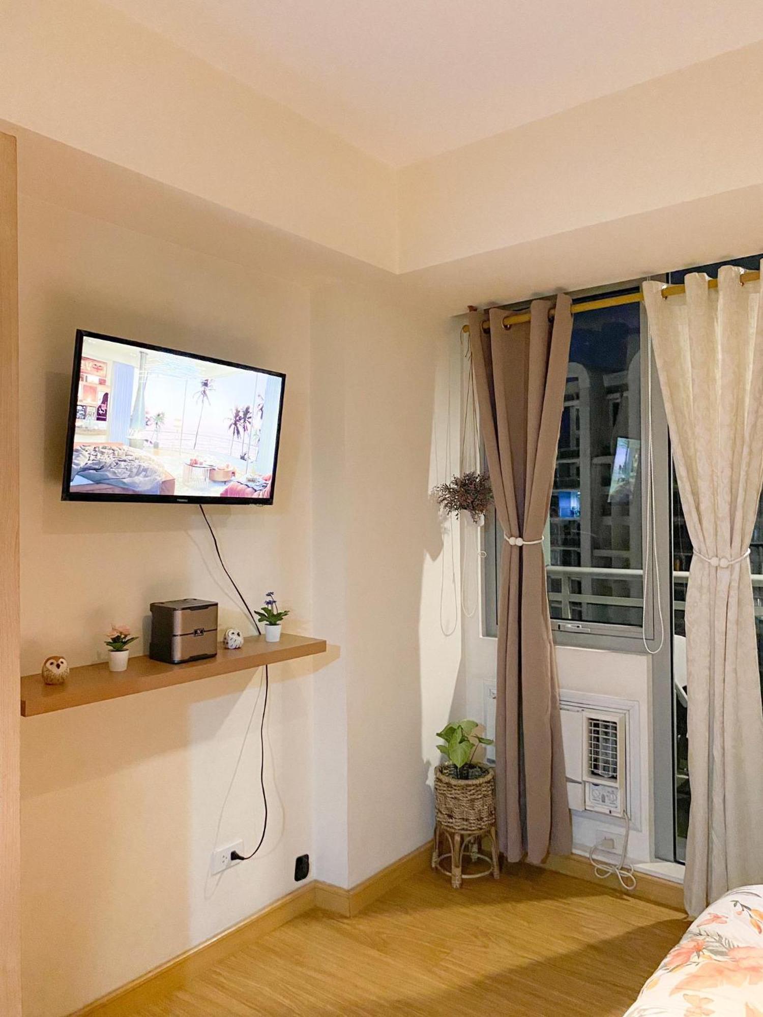 Lush Heaven Azure Staycation Apartment Manila
