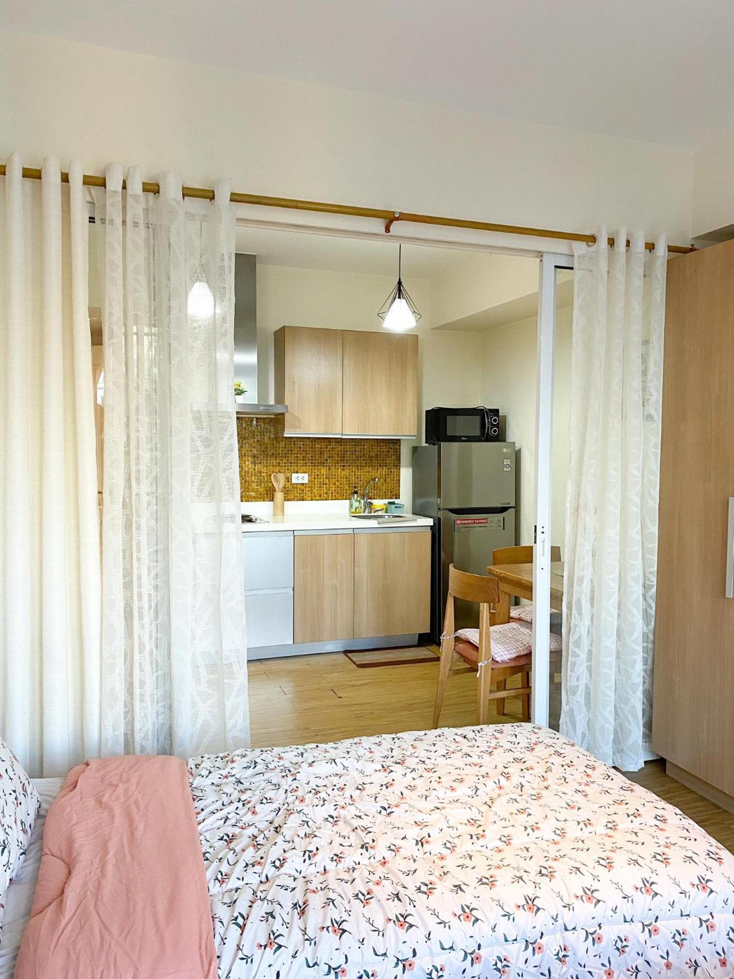 Lush Heaven Azure Staycation Apartment Manila