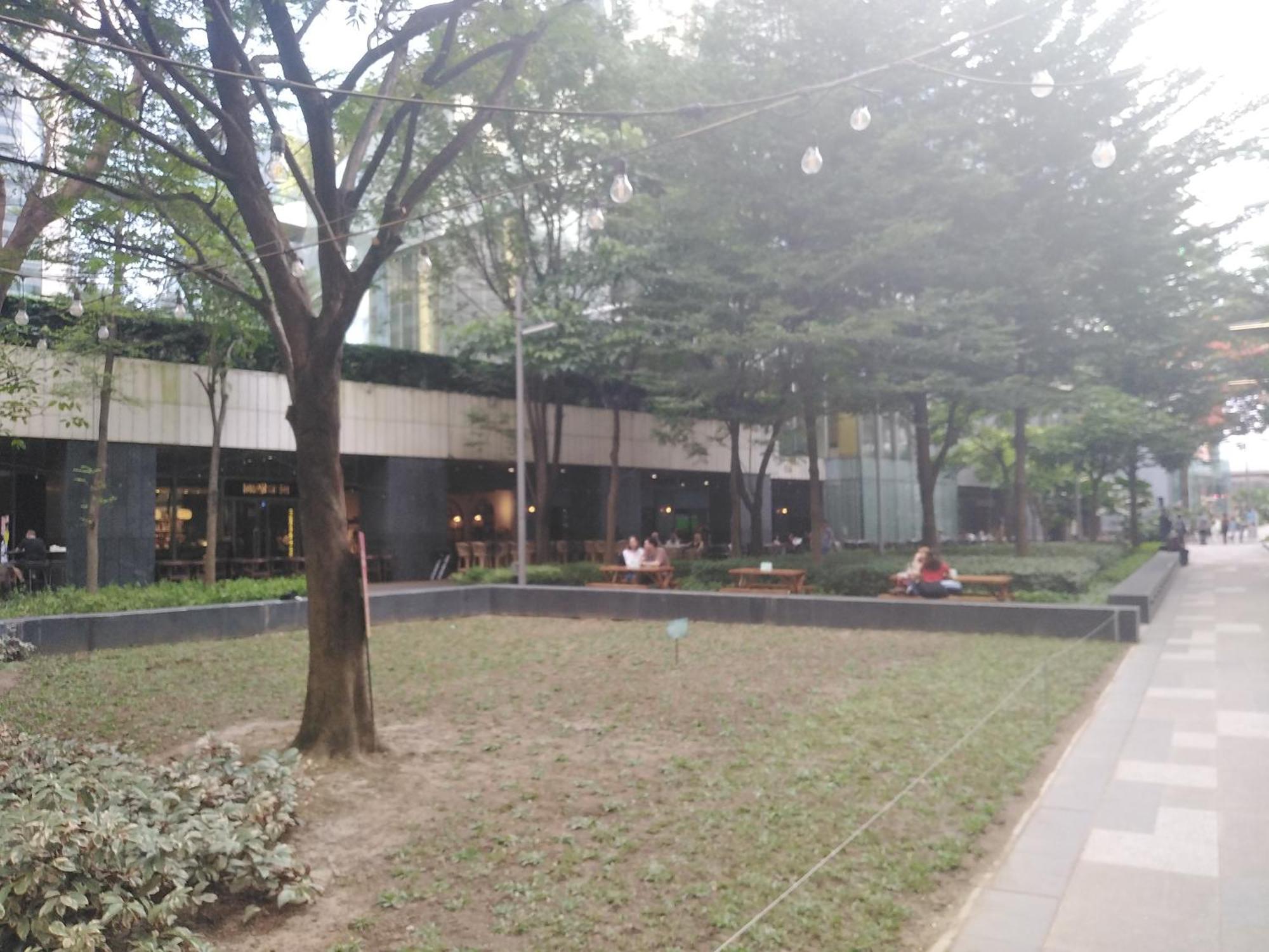 Apartment 2 Bedrooms Units Forbes Area 5th Avenue Bgc Center *