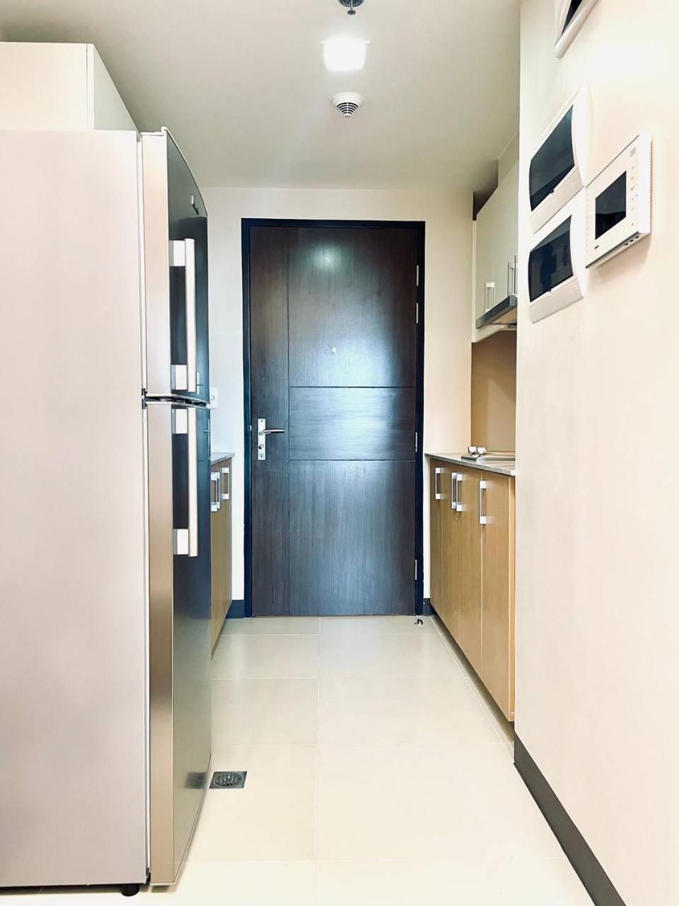 Thompson - 2 Beds, Uptown Parksuites Tower 1 25f *