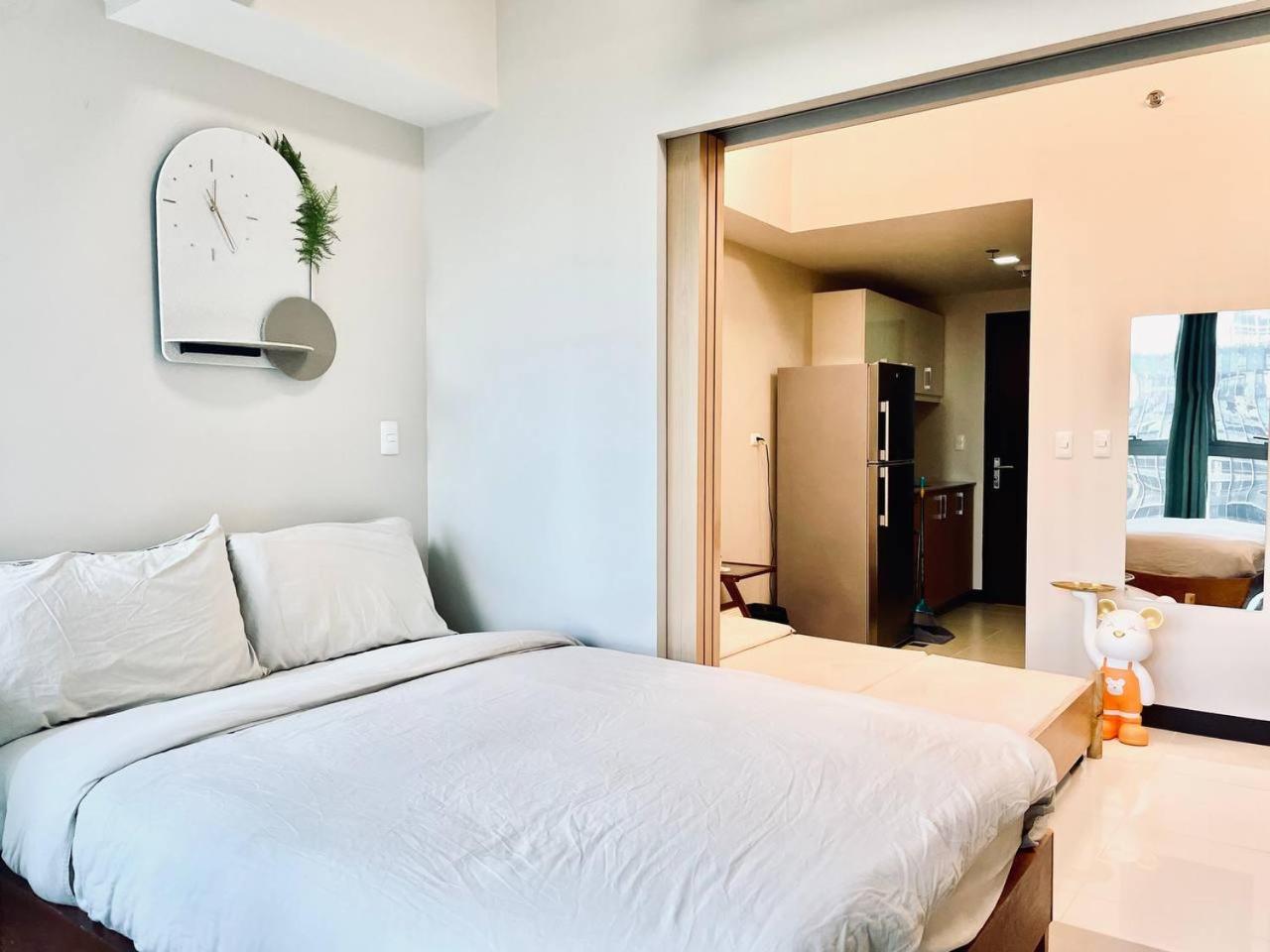 Thompson - 2 Beds, Uptown Parksuites Tower 1 25f