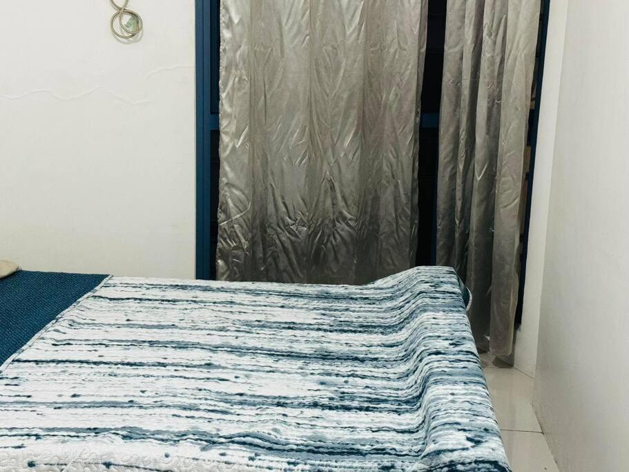 Apartment Grand Riviera Suites2 @ Us Embassy/freepool/wi-fi Manila