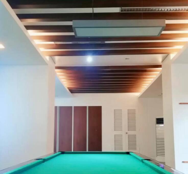 Apartment Grand Riviera Suites2 @ Us Embassy/freepool/wi-fi Manila