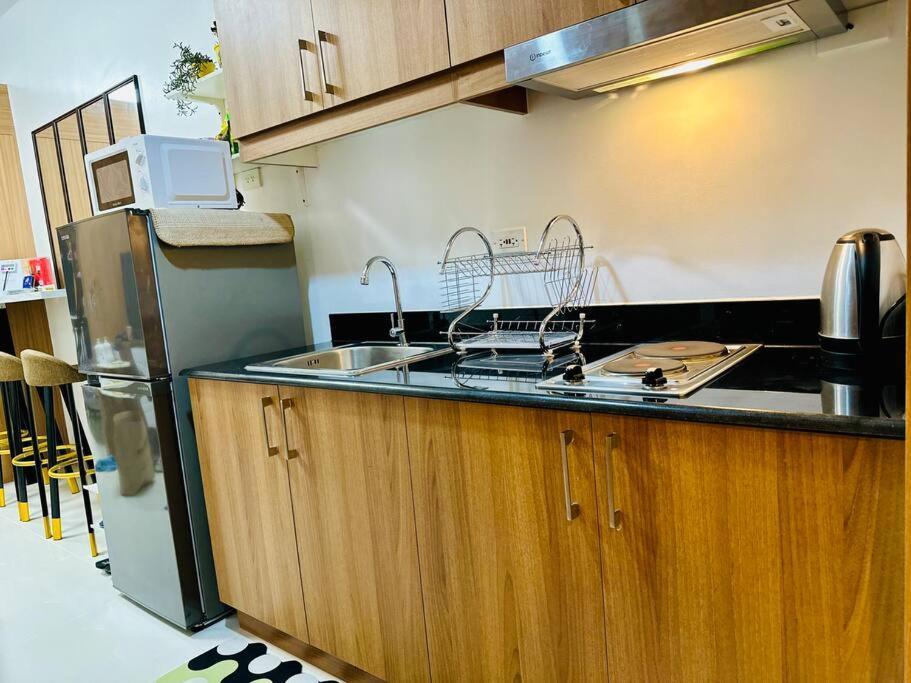 Makati Staycation By Marco - Smdc Lush *