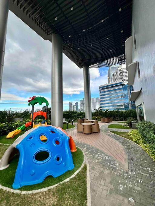 Apartment Makati Staycation By Marco - Smdc Lush *