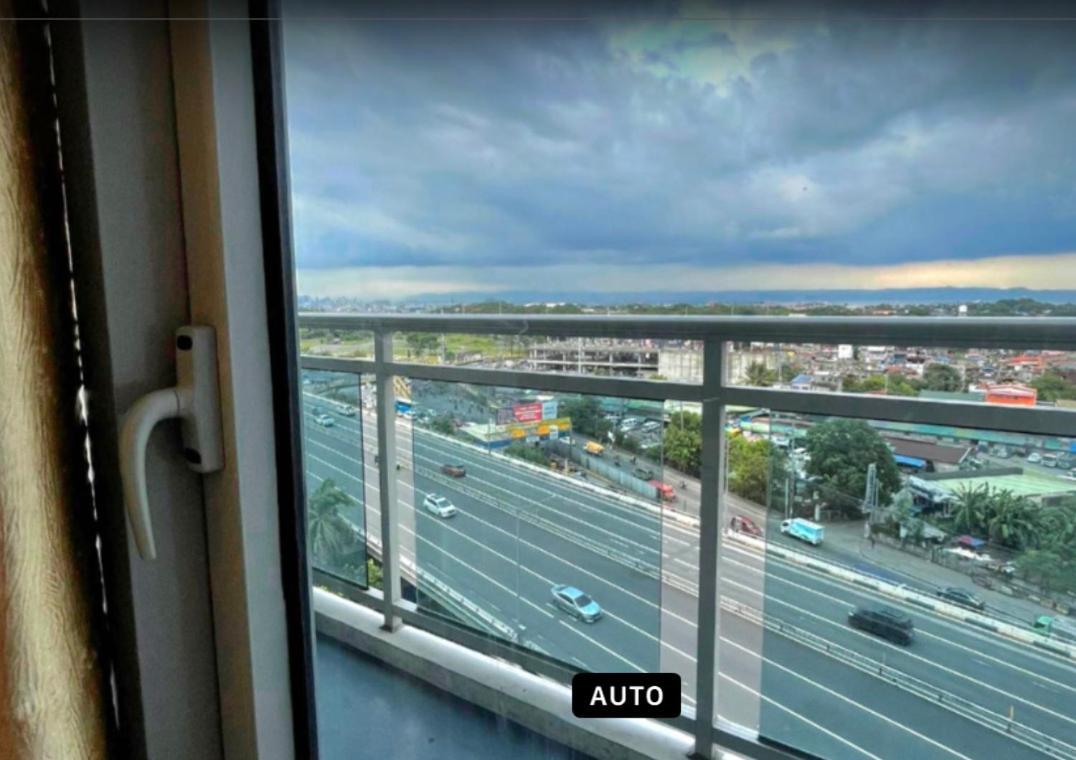 Azure Urban In Paranaque