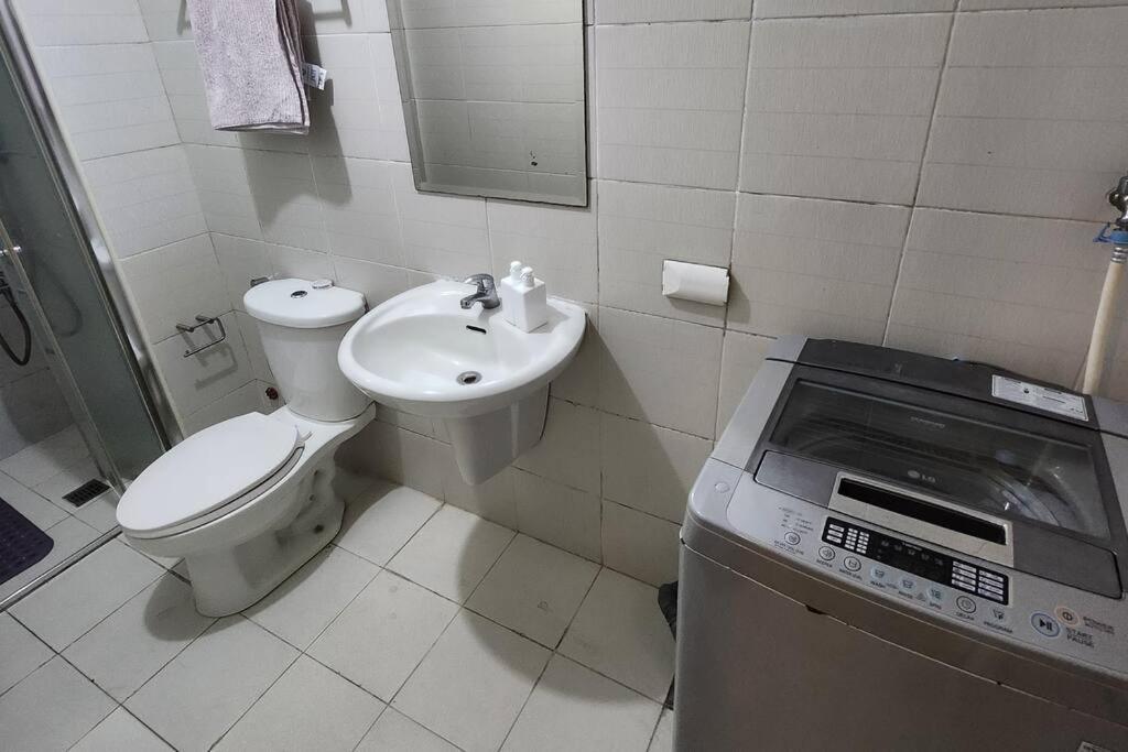 Homey 2br In Makati * Manila