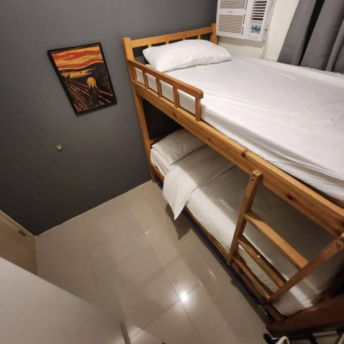 Homey 2br In Makati Apartment