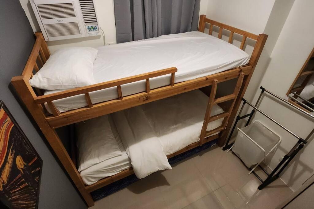 Homey 2br In Makati * Manila