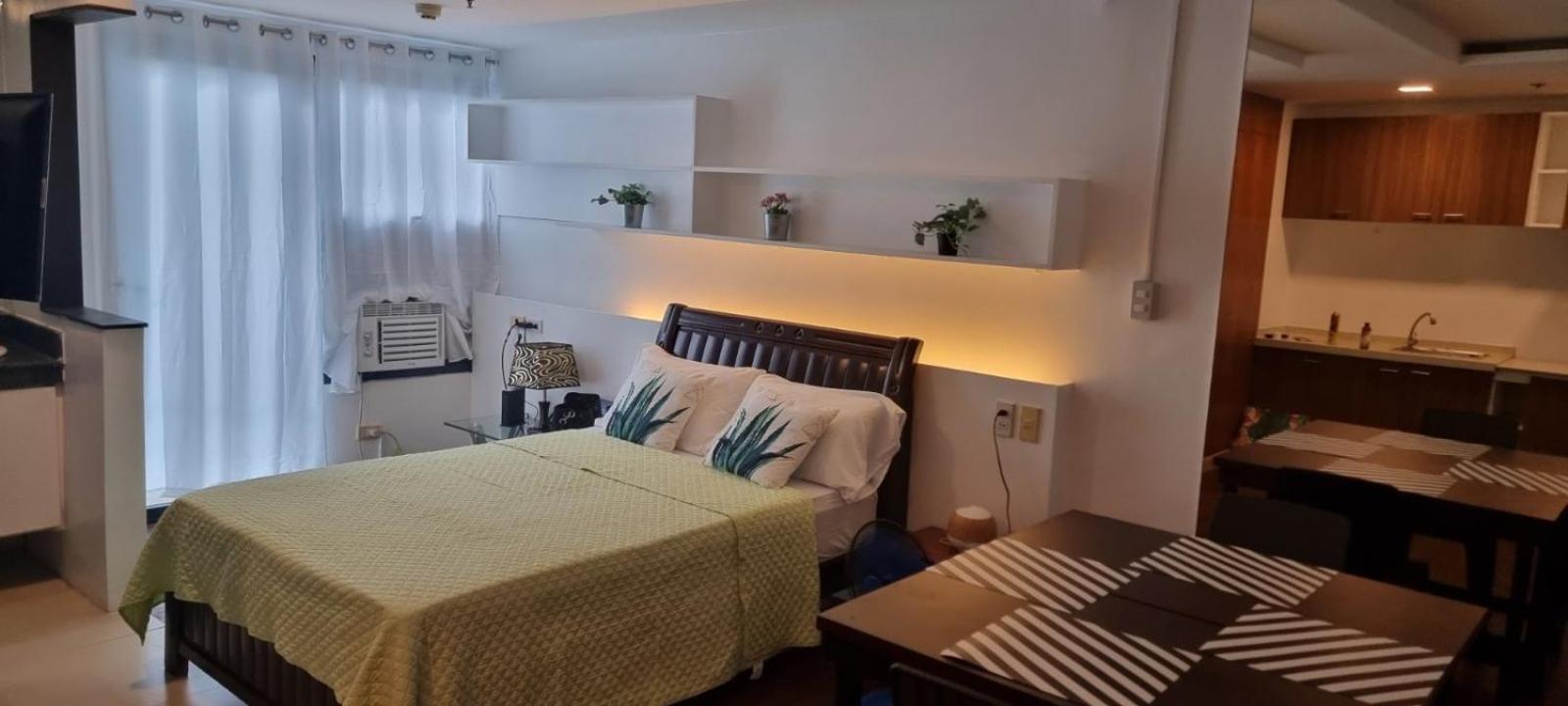 Adb Avenue Tower Apartment *
