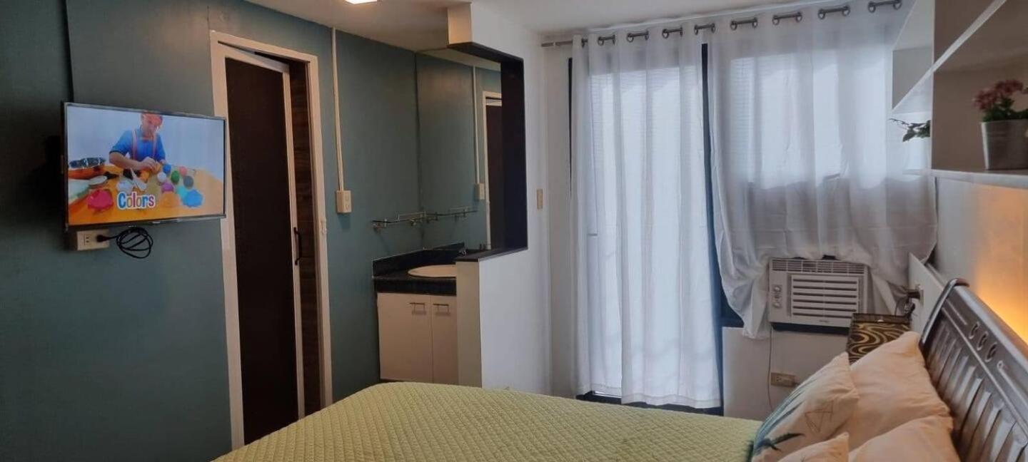 Adb Avenue Tower Apartment *