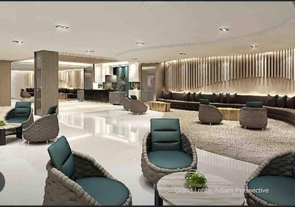 Posh 1 Bedroom Unit+ Netflix*wifi @ Shore 2 * Manila
