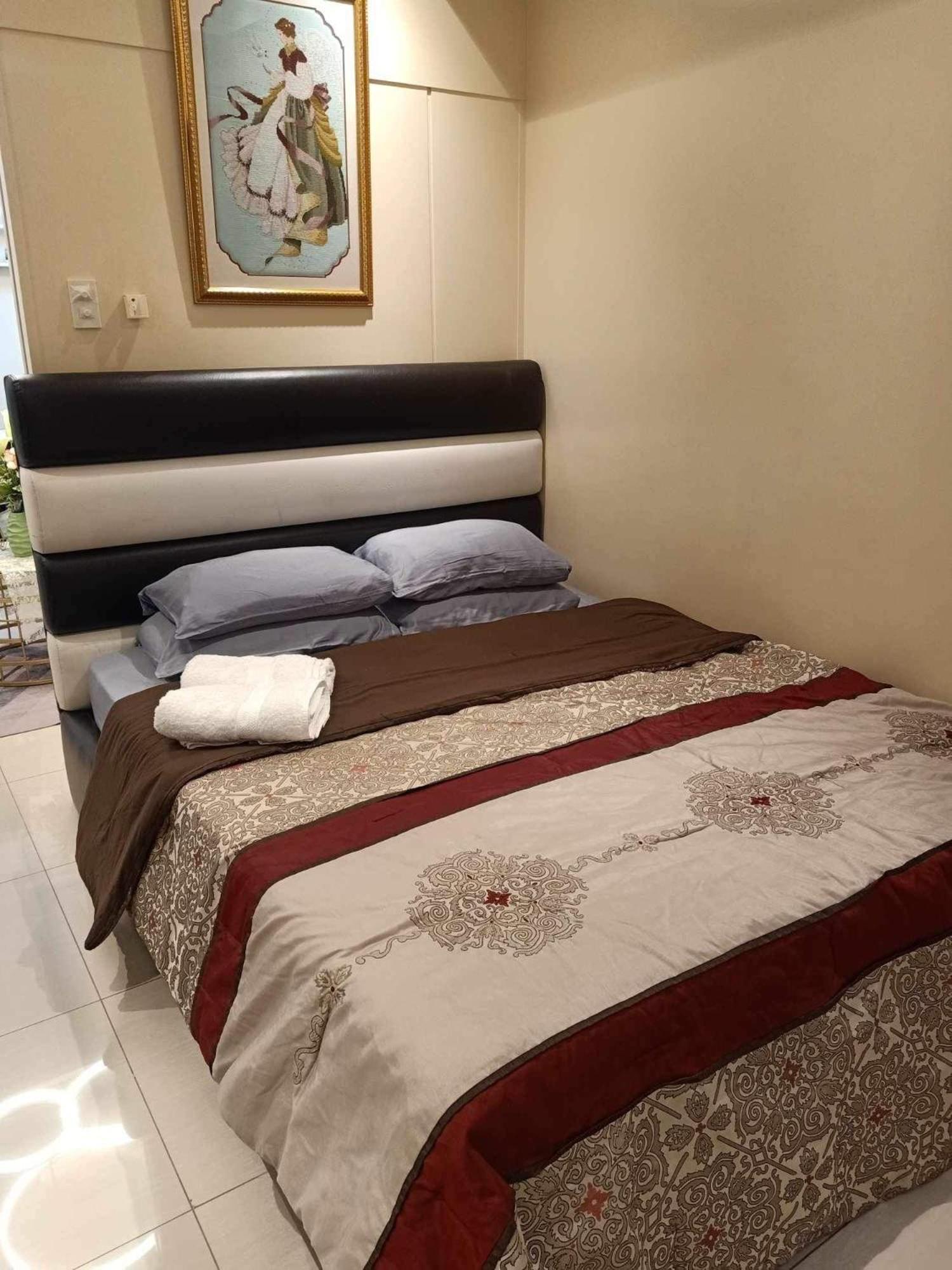 Deluxe Apartment *