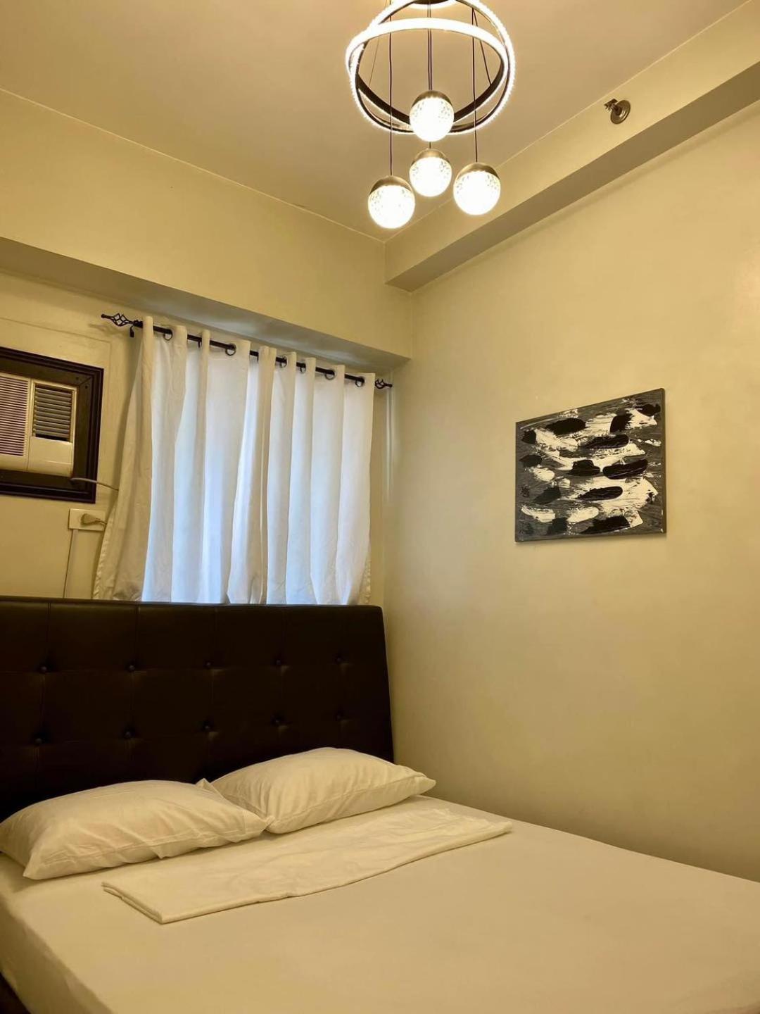 Apartment Trees Residences Walking Distance To Sm Fairview By Dennis S. *
