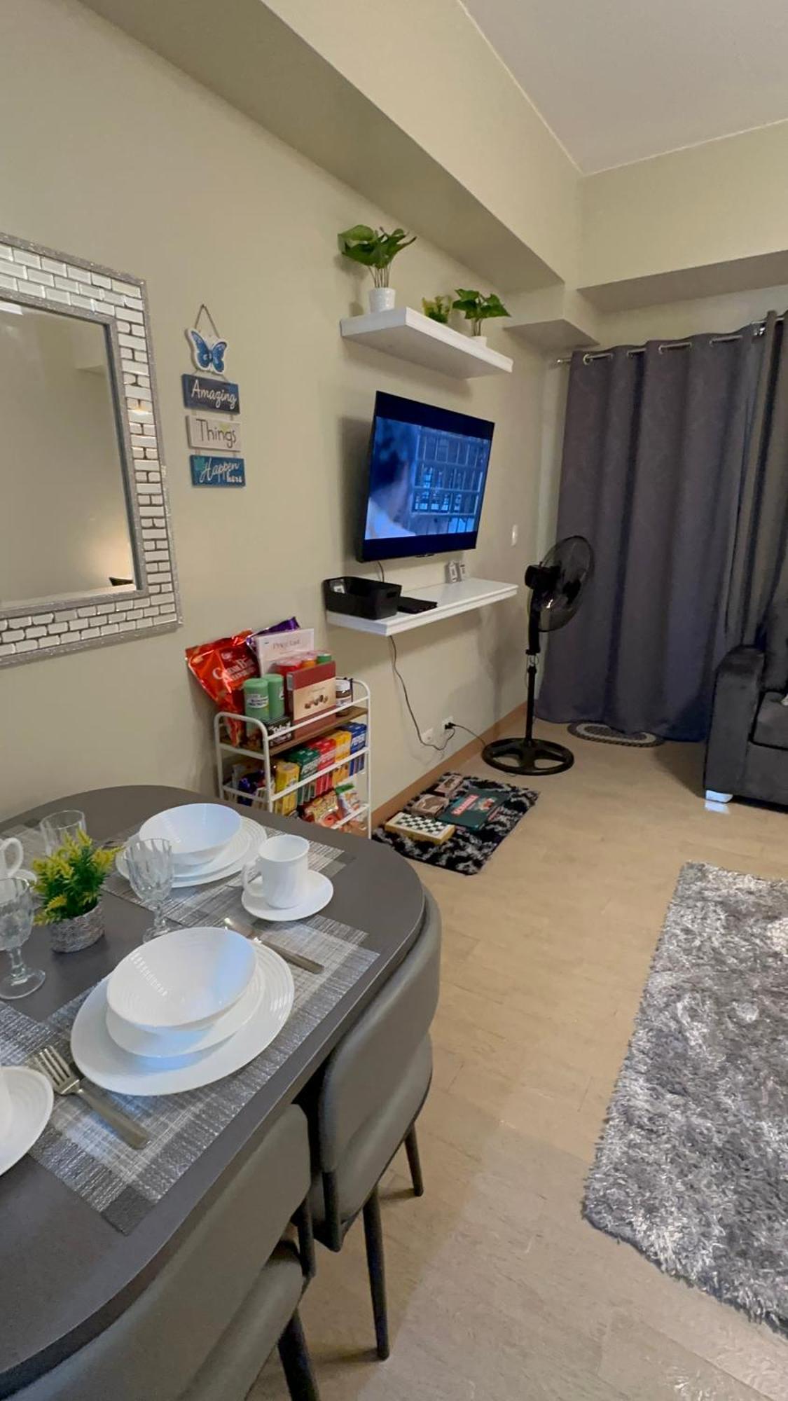 Cozy With Queen Size Bed In Araneta Quezon Apartment Manila