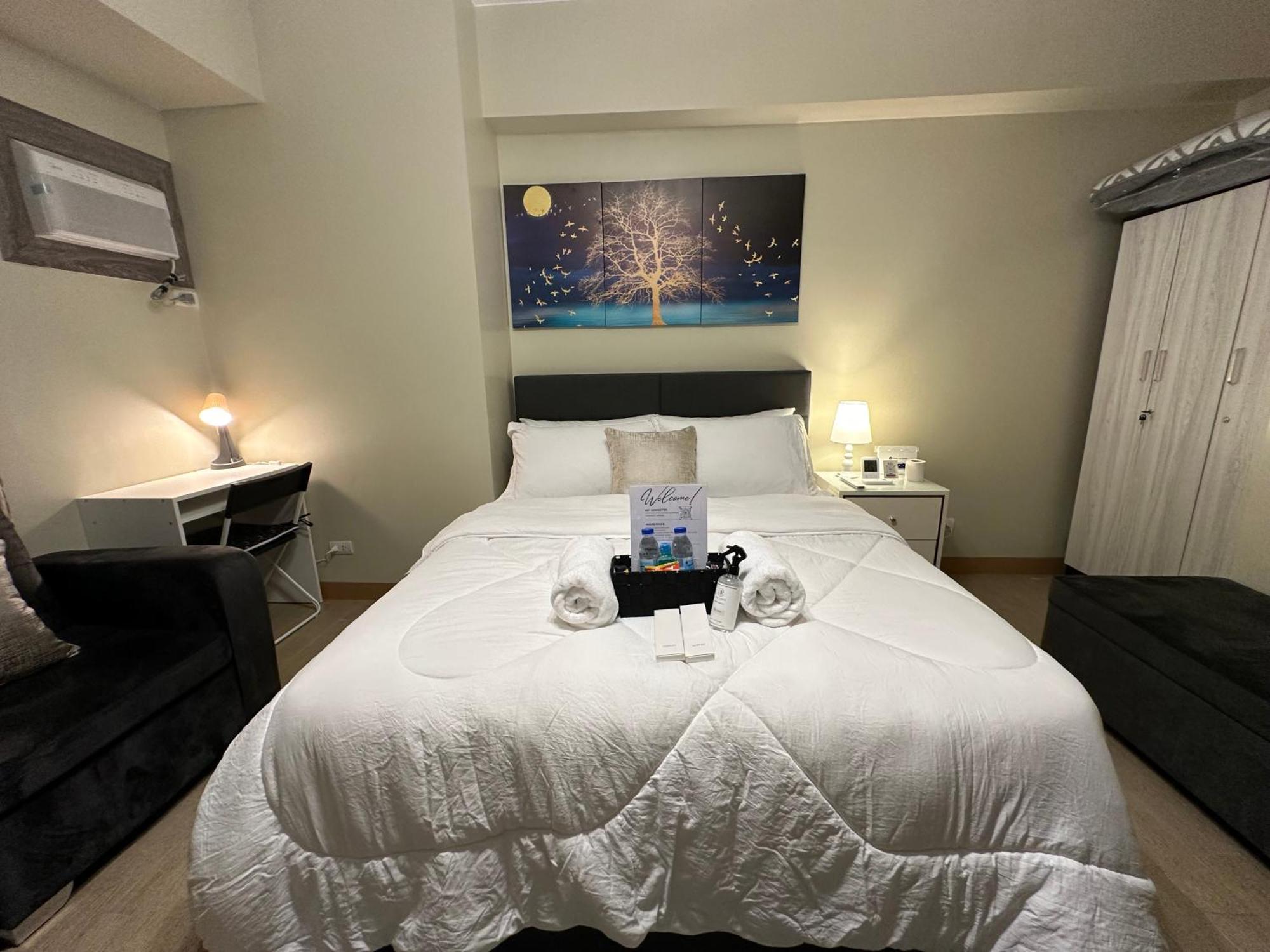 Cozy With Queen Size Bed In Araneta Quezon Manila