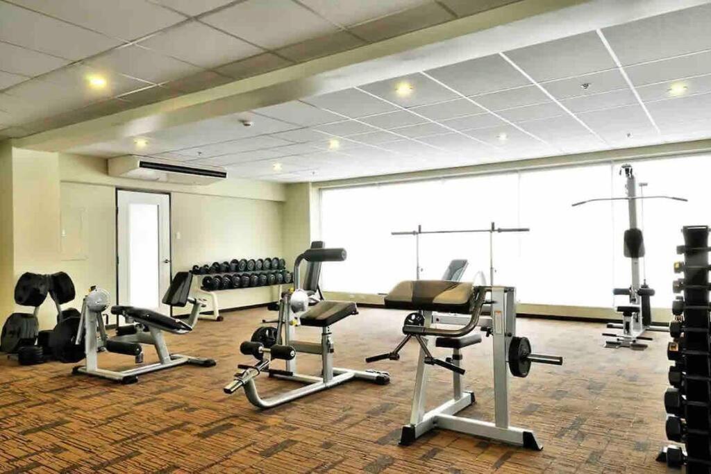 Penthouse Unit Near Airport Naia Apartamento