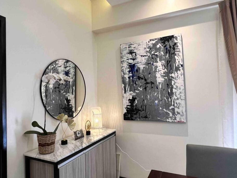 Penthouse Unit Near Airport Naia Manila