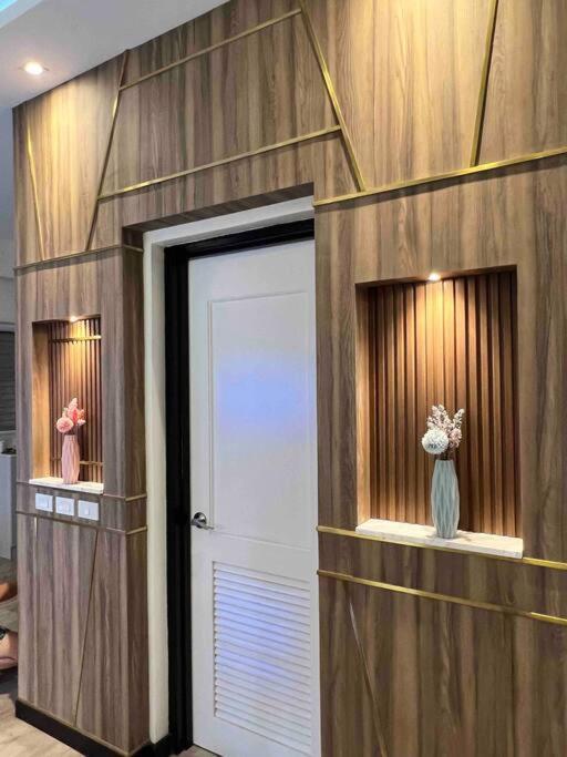 Penthouse Unit Near Airport Naia Manila