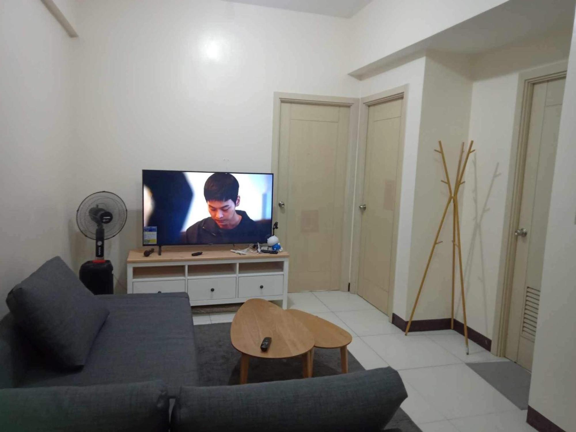 Apartment Casa Simbe - Chateau Elysee Staycation Paranaque