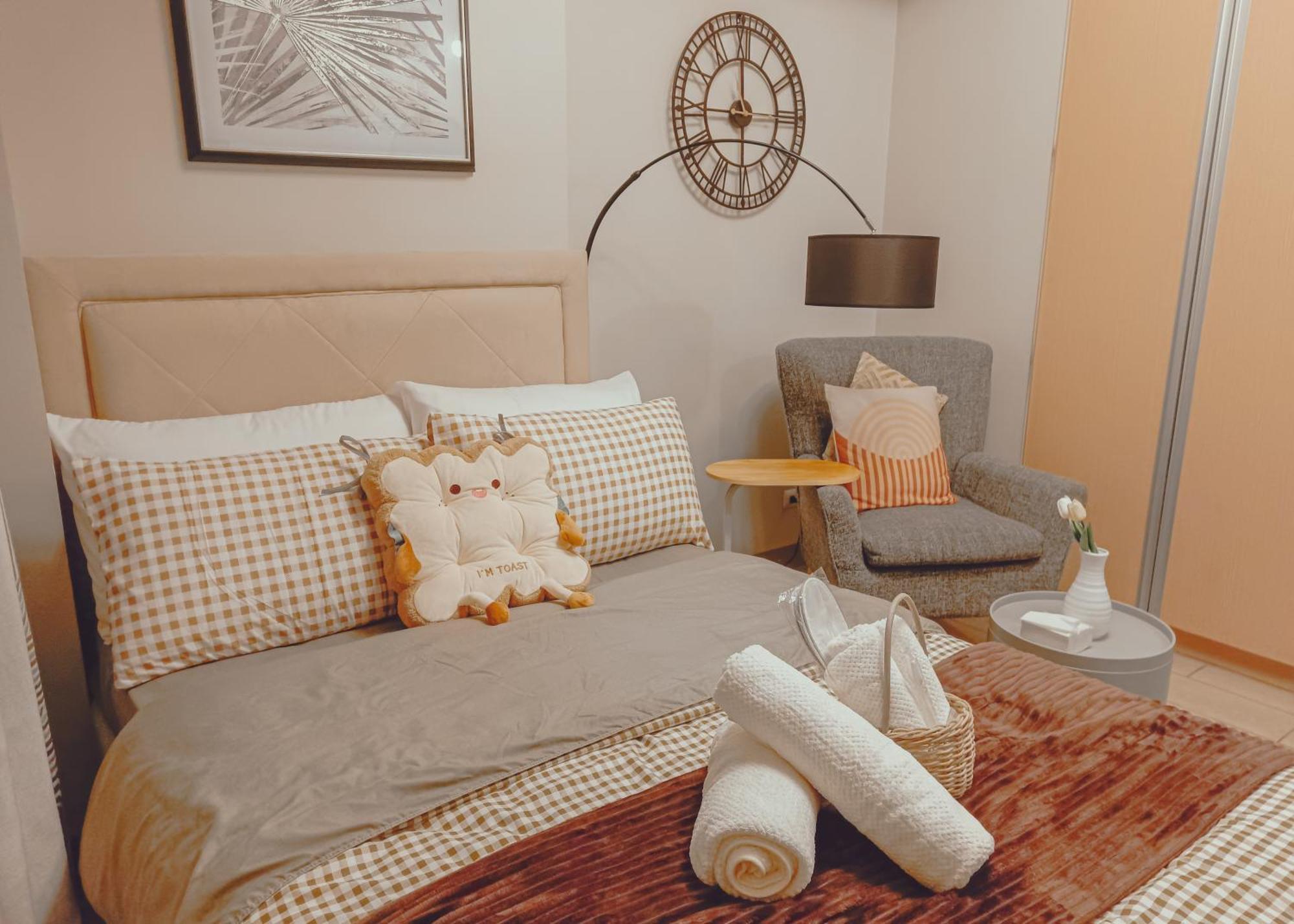 Casabay Eastwood Staycation
