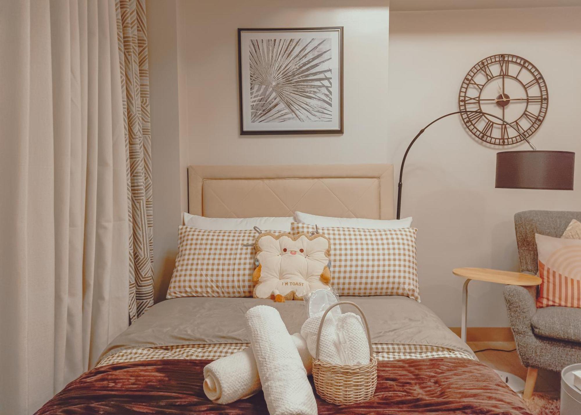 Casabay Eastwood Staycation * Manila