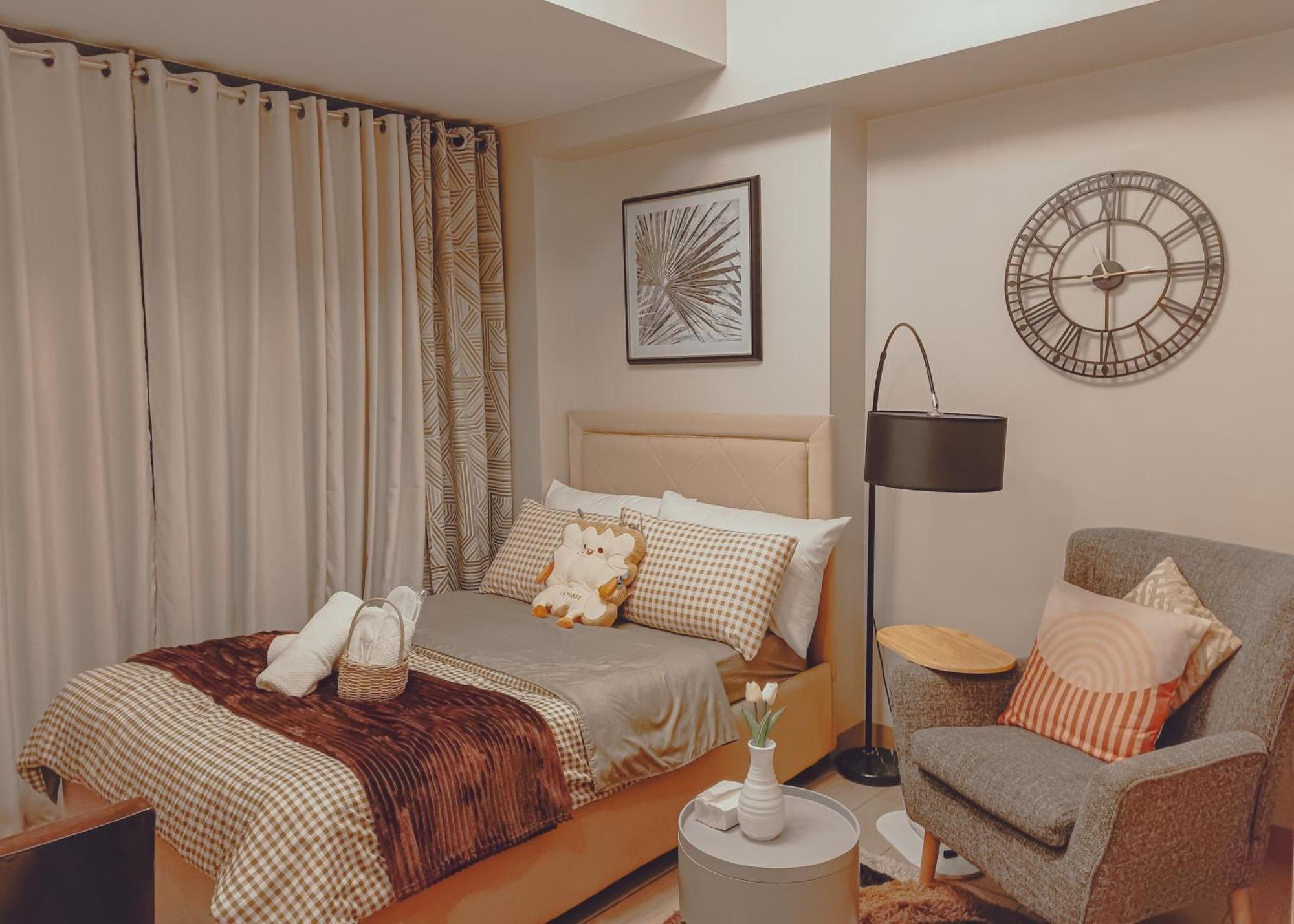 Casabay Eastwood Staycation Guest house *