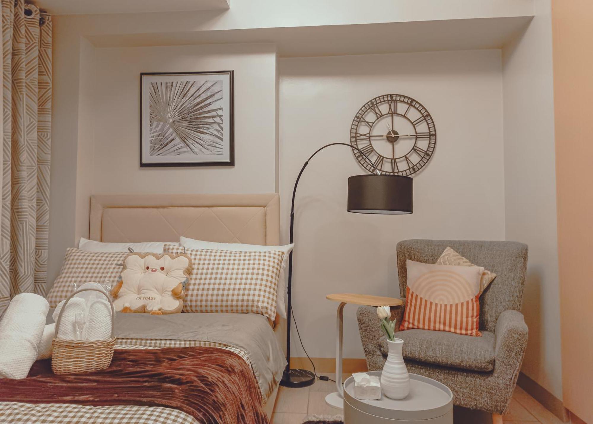 Casabay Eastwood Staycation Guest house *