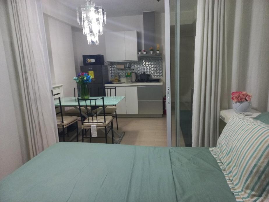 Hotel Azure Urban Staycation By Owner Only 2*