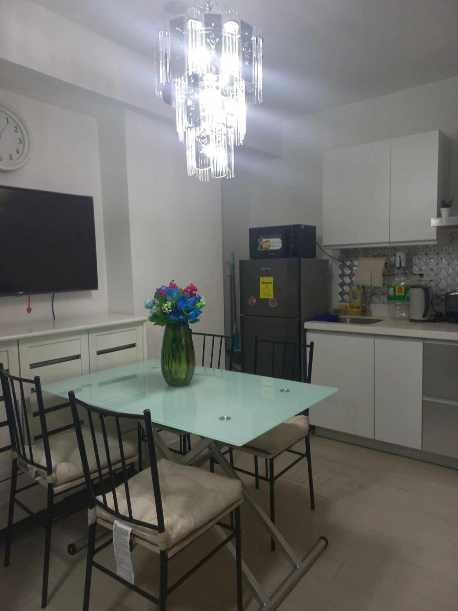 Hotel Azure Urban Staycation By Owner Only
