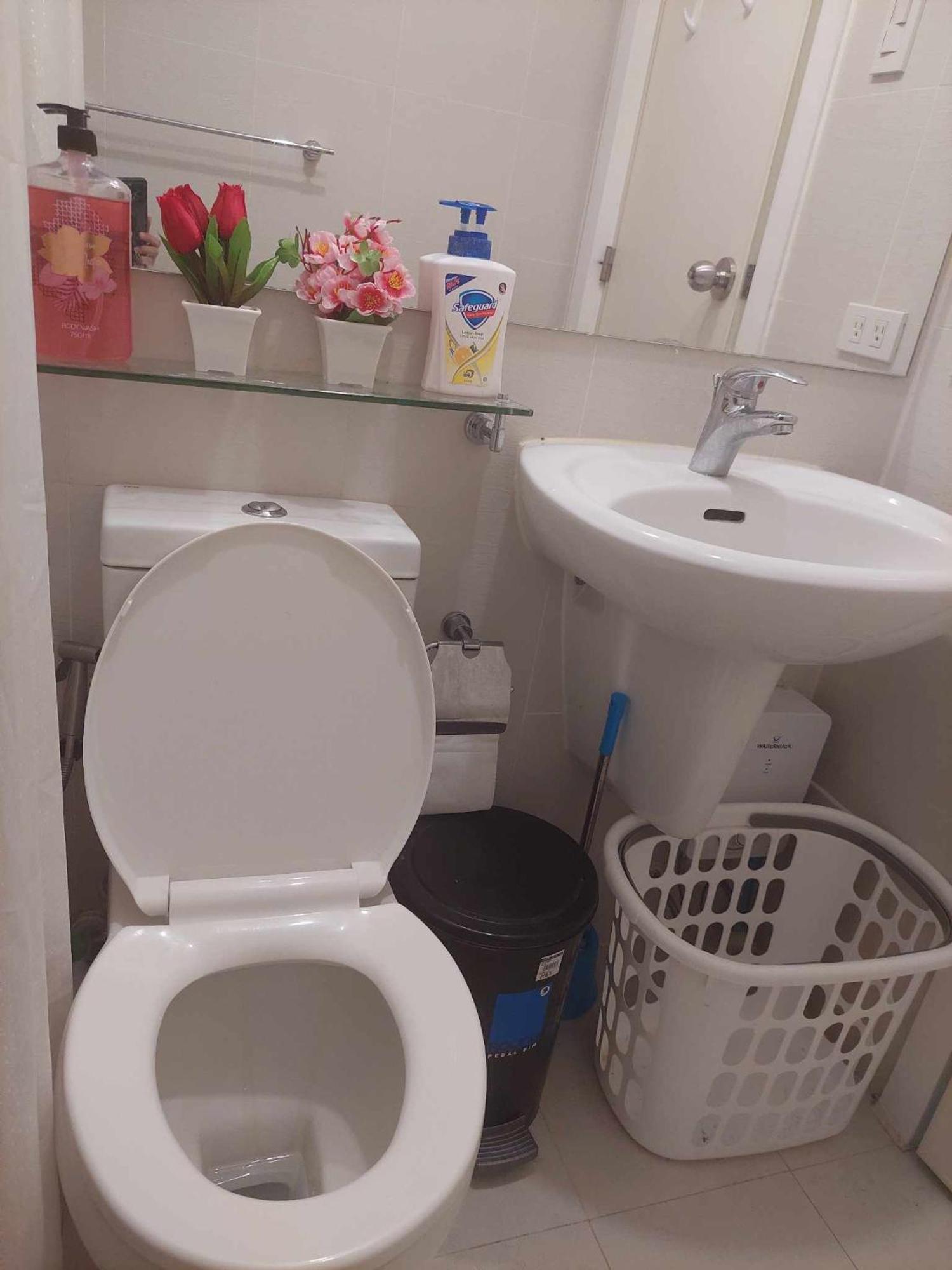 Azure Urban Staycation By Owner Only