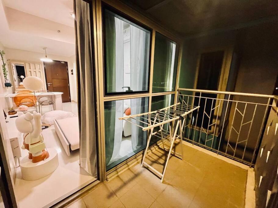 Thompson - 2-beds Near Okada, Bayshore 2 Apartment