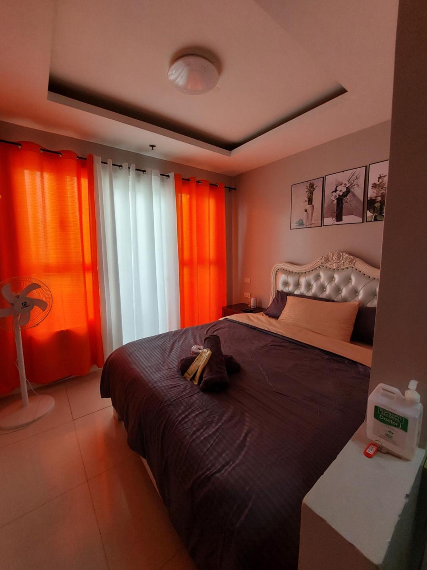 Apartment Budget Family W Free Pool Access In Manila